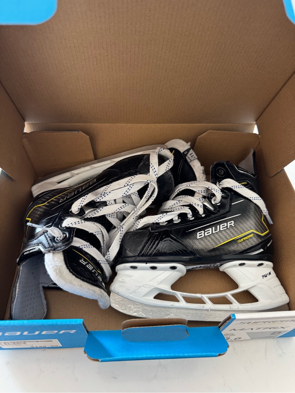 Bauer Blue Hockey Skate Box with Black and White Skates